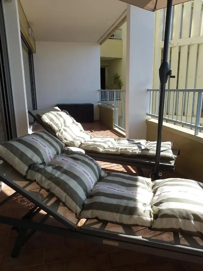 Studio Avec Splendide Vue Sur Mer Le Lavandou Apartment